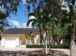 15961 SW 96th Ter, Miami, FL 33196