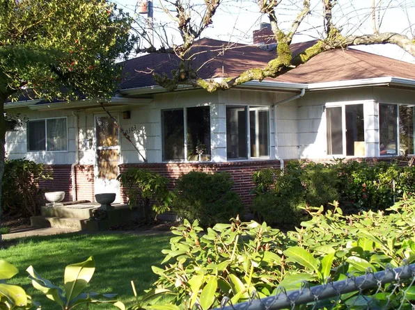 10303 40th Ave E, Tacoma, WA 98446