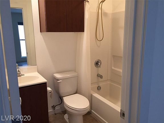 5th image of 236 Tower St #0