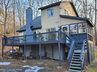 346 Canterbury Rd, Bushkill, PA 18324