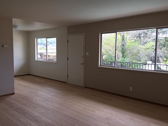 4th image of 875 Sir Francis Drake Blvd #8