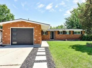 7201 W Rosewood Dr, Boise, ID 83709