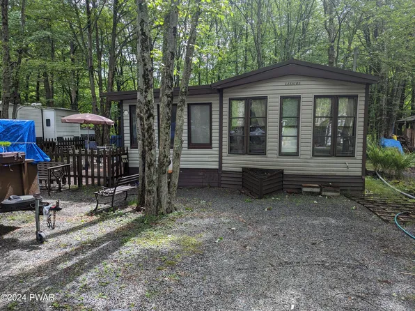 113 Navajo Ln, Shohola, PA 18458