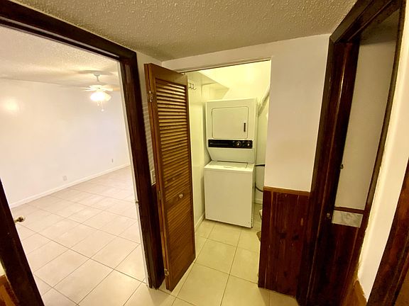 3rd image of 9001 SW 138th St