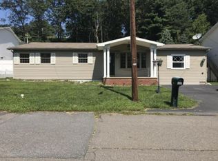 371 Ohio Ave, Shenandoah, PA 17976