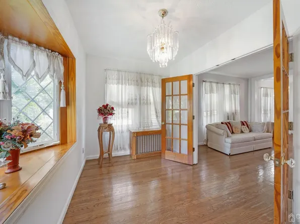 299 Avenel St, Avenel, NJ 07001