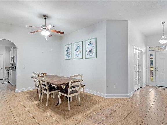 3rd image of 6095 Marie Dr