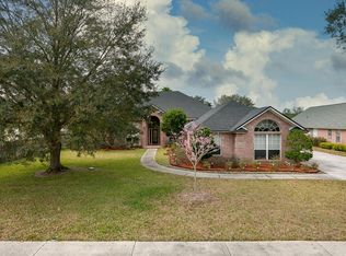 860 Sherbrook Ln E, Jacksonville, FL 32221