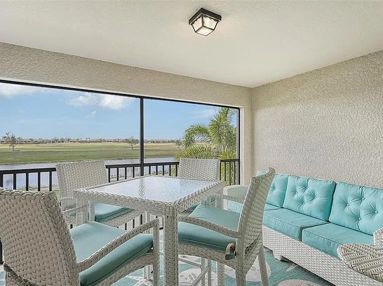 5710 Palmer Cir #201 — Photo 11