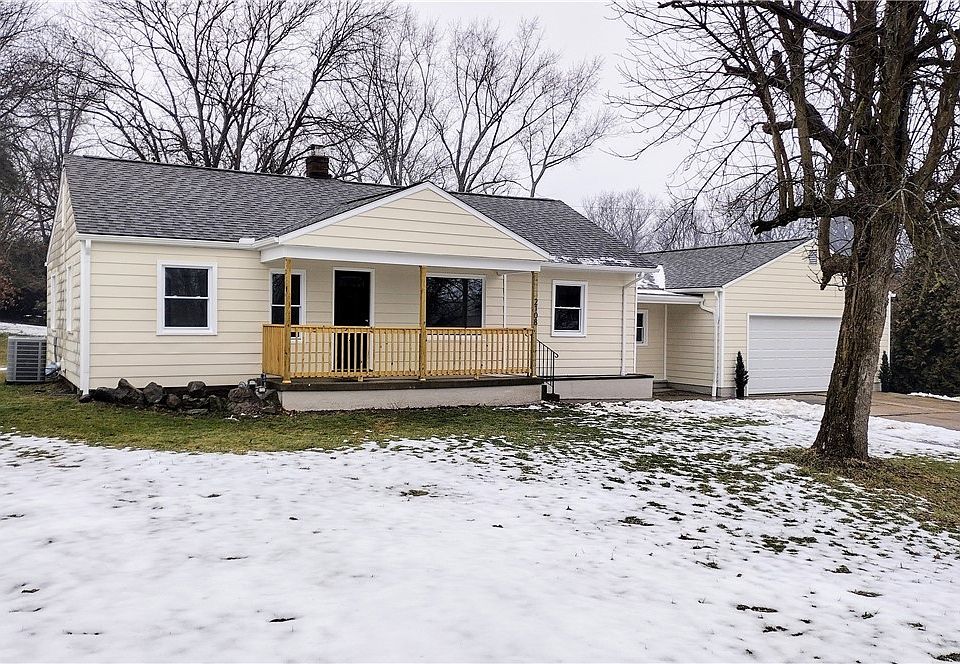 1st image of 2108 Darnell Dr