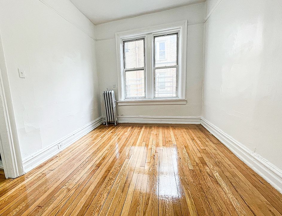 2nd image of 320 Eastern Pkwy APT 4C