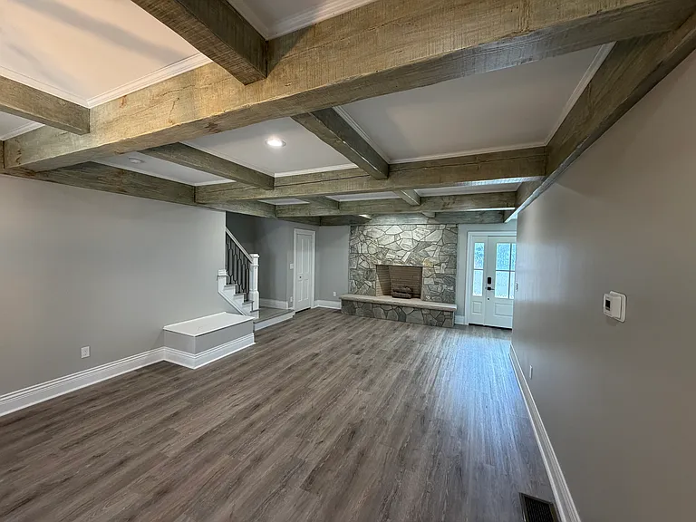 35 Ohio Ave #B — Photo 1