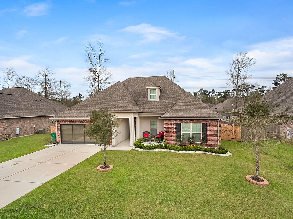 1st image of 832 Woodsprings Ct