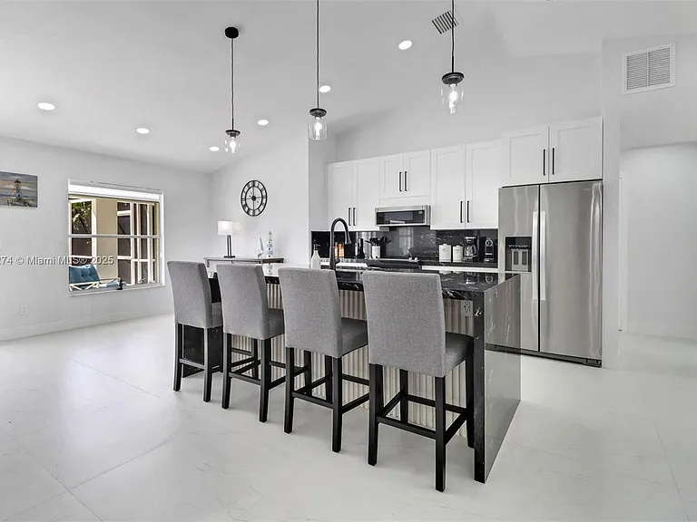 172 Plantation Cir — Photo 5