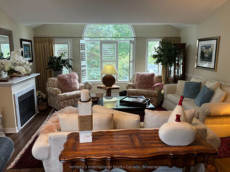 4 Nettleton Ct — Photo 13