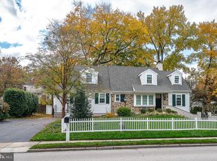 1516 County Line Rd, Bryn Mawr, PA 19010