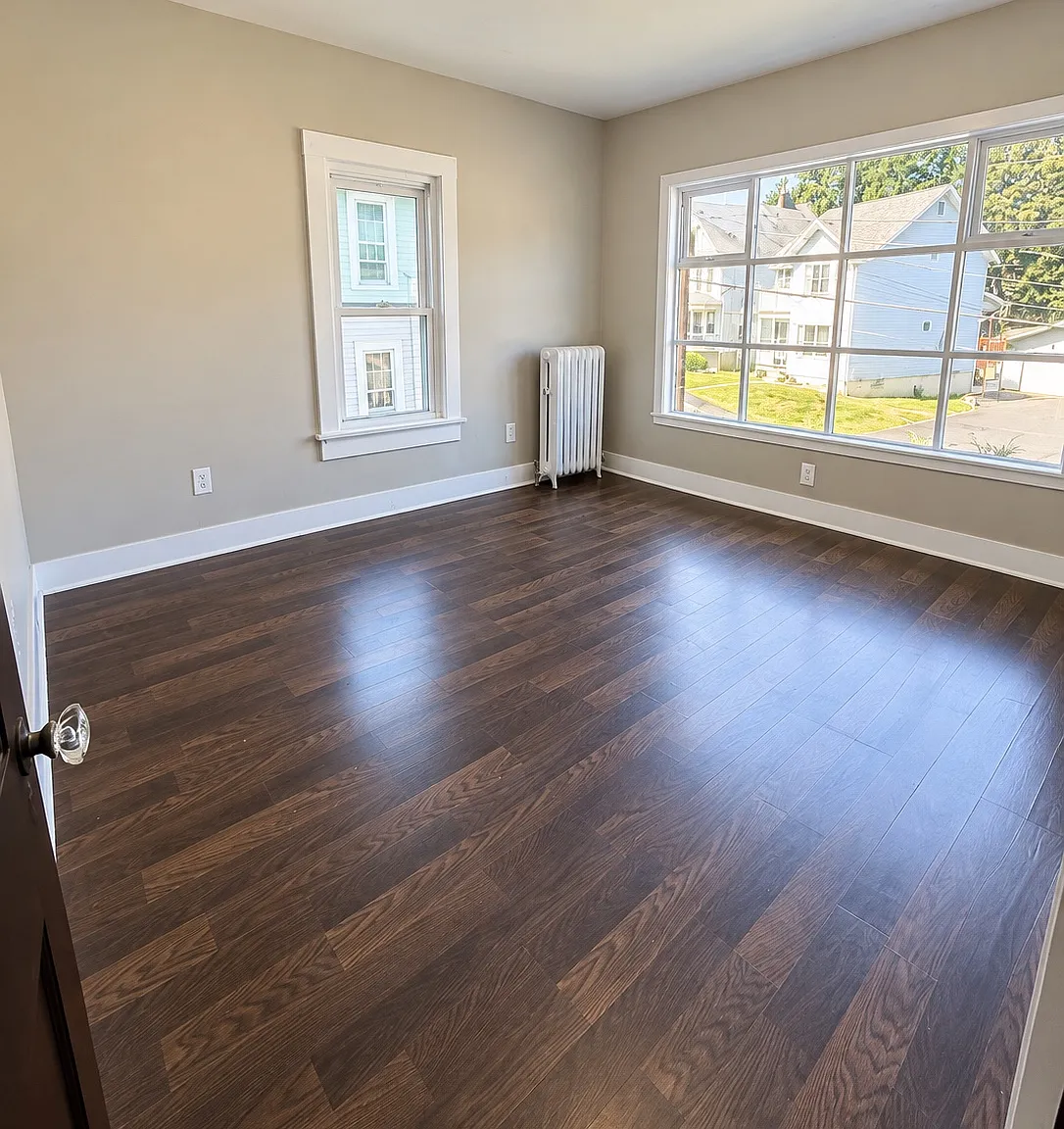 5 bed, $1,700 — Photo 3