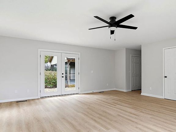 4th image of 102 Scuppernong Ct #102