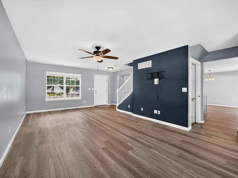 330 Wabash Woods Way — Photo 10