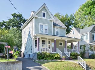 38 Hawthorne St, Rutherford, NJ 07070