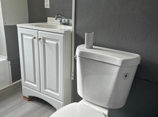 766 E 156th St #UP, Cleveland, OH 44110