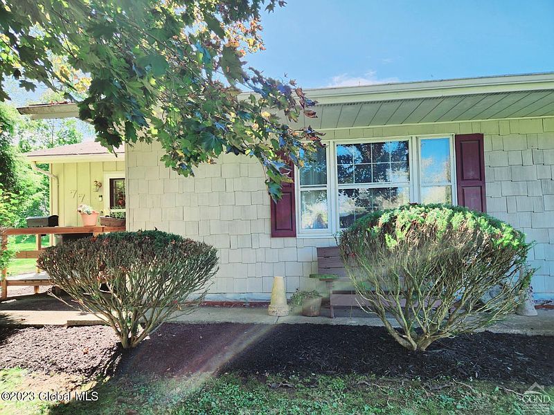 5th image of 77 Washington Avenue