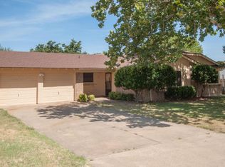 806 Ridgeway Rd, Joshua, TX 76058