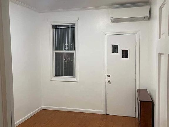 5th image of 162-20 Booth Memorial Ave Floor 2