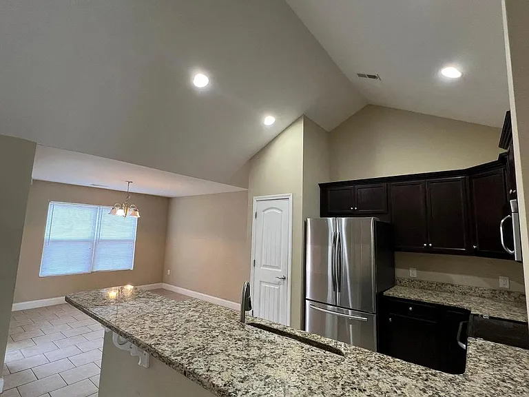 308 Marquis Ct — Photo 17