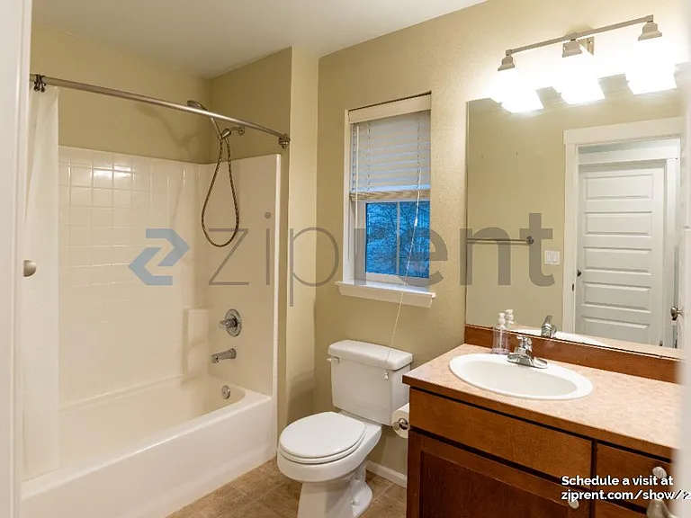 18331 35th Dr SE — Photo 13