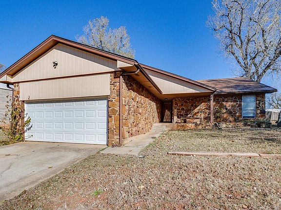 2nd image of 11817 Hollyrock Dr