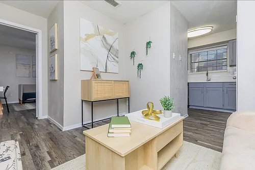 Blakely Apartments Photo 1