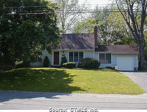 1st image of 18 Litchfield Dr