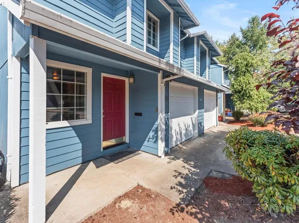 6121 SE Frances St, Hillsboro, OR 97123