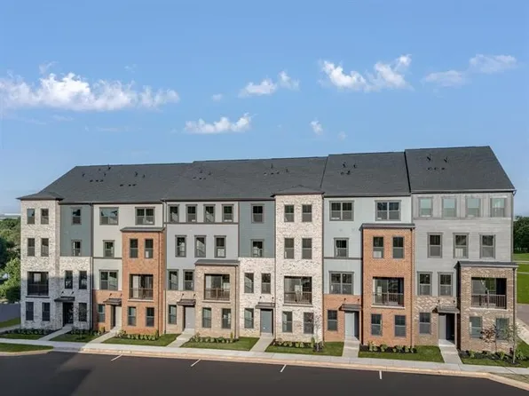 14542 George Carter Way, Chantilly, VA 20151