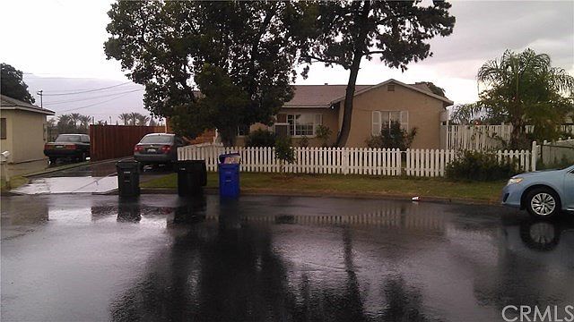 2nd image of 14858 Ivy Ave