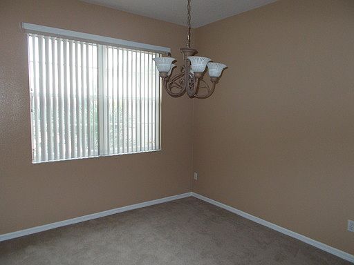 4th image of 3816 Glenford Dr