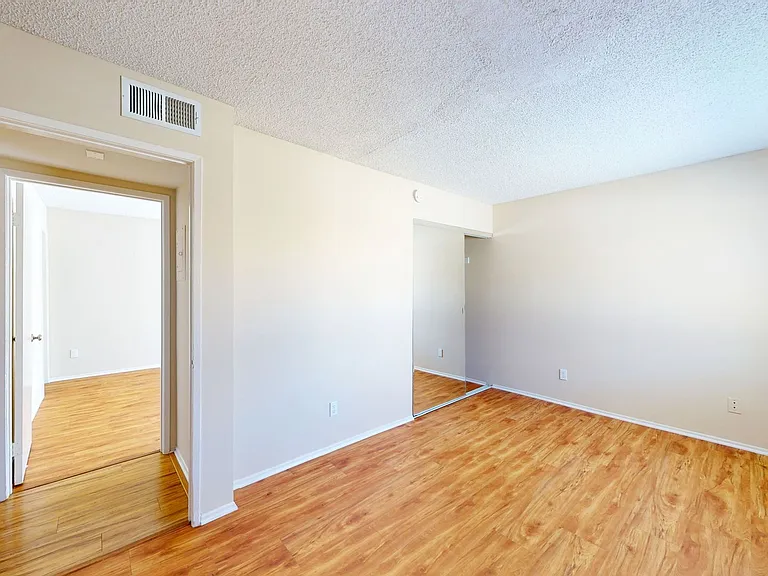 2532hu — Photo 10