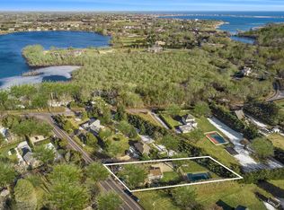 86 Lower Seven Ponds Rd, Water Mill, NY 11976