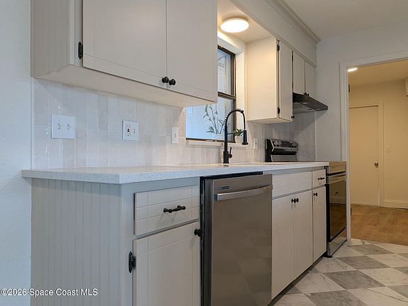 2nd image of 999 Cardon Dr