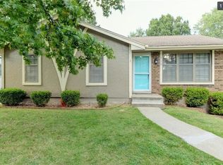 516 NE 98th Pl, Kansas City, MO 64155