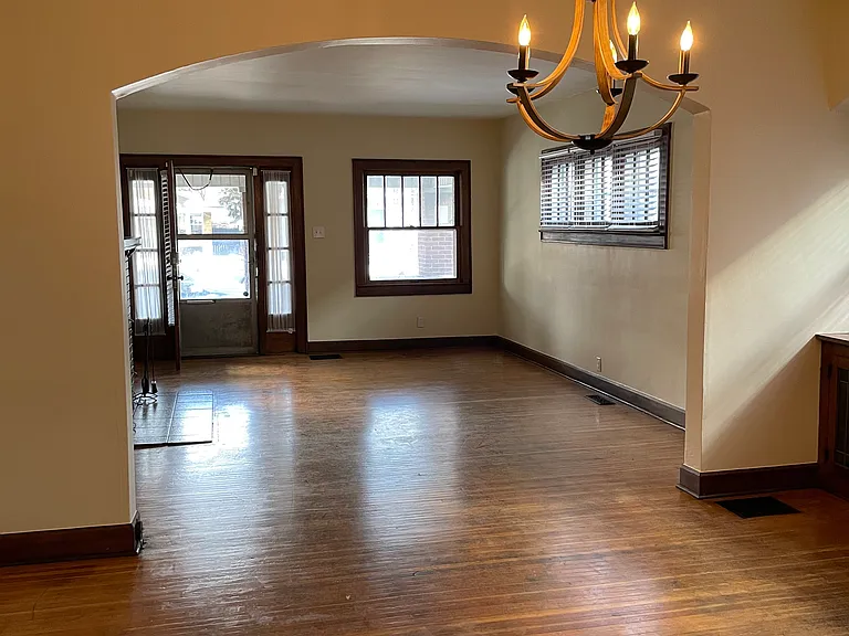 4052 N Central Ave — Photo 11