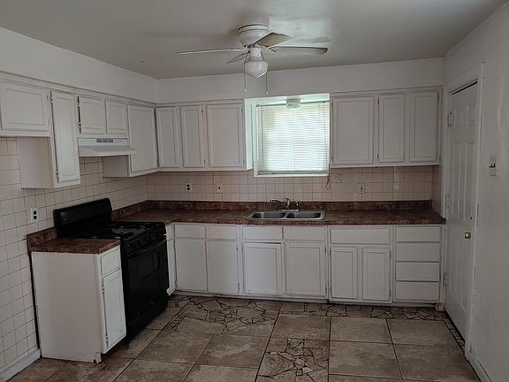 5th image of 2132 John Ave