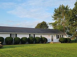 18130 N 22nd Ave, Nokomis, IL 62075