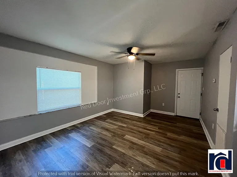 2903 E Michigan St — Photo 7