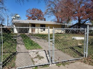 319 Longview Dr, San Antonio, TX 78220