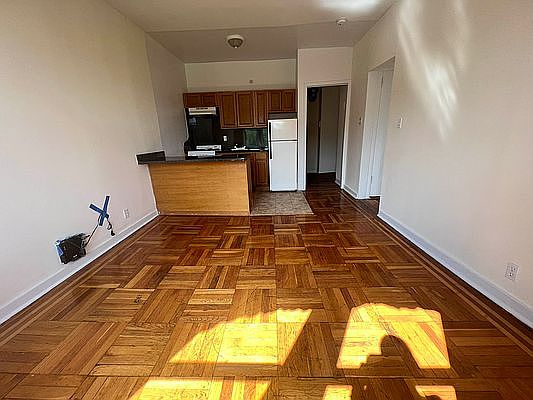 1st image of 47 Seaman Ave #4B