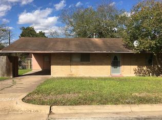 303 Liberty St, Brenham, TX 77833