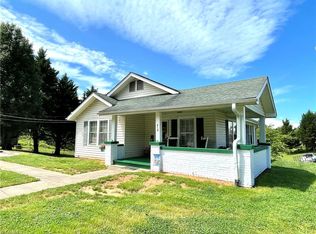 618 S Main St, Jonesville, NC 28642