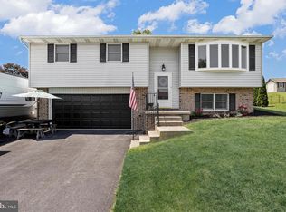 244 Lena Dr, York, PA 17408